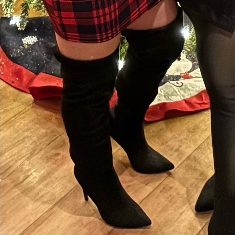 Elegant Black Over-the-Knee Boots